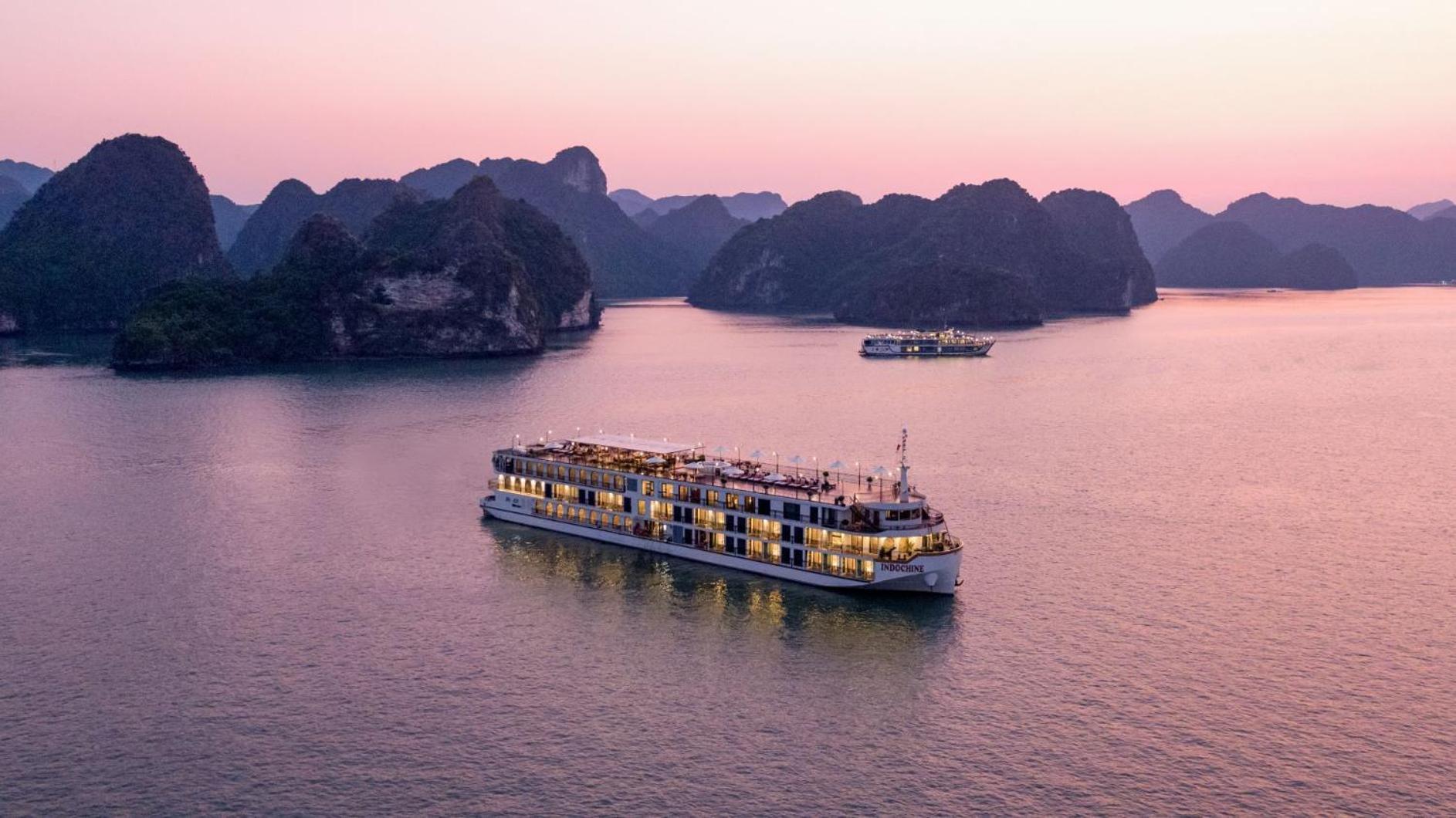 Hotel Indochine Cruise Hạ Long Exterior foto