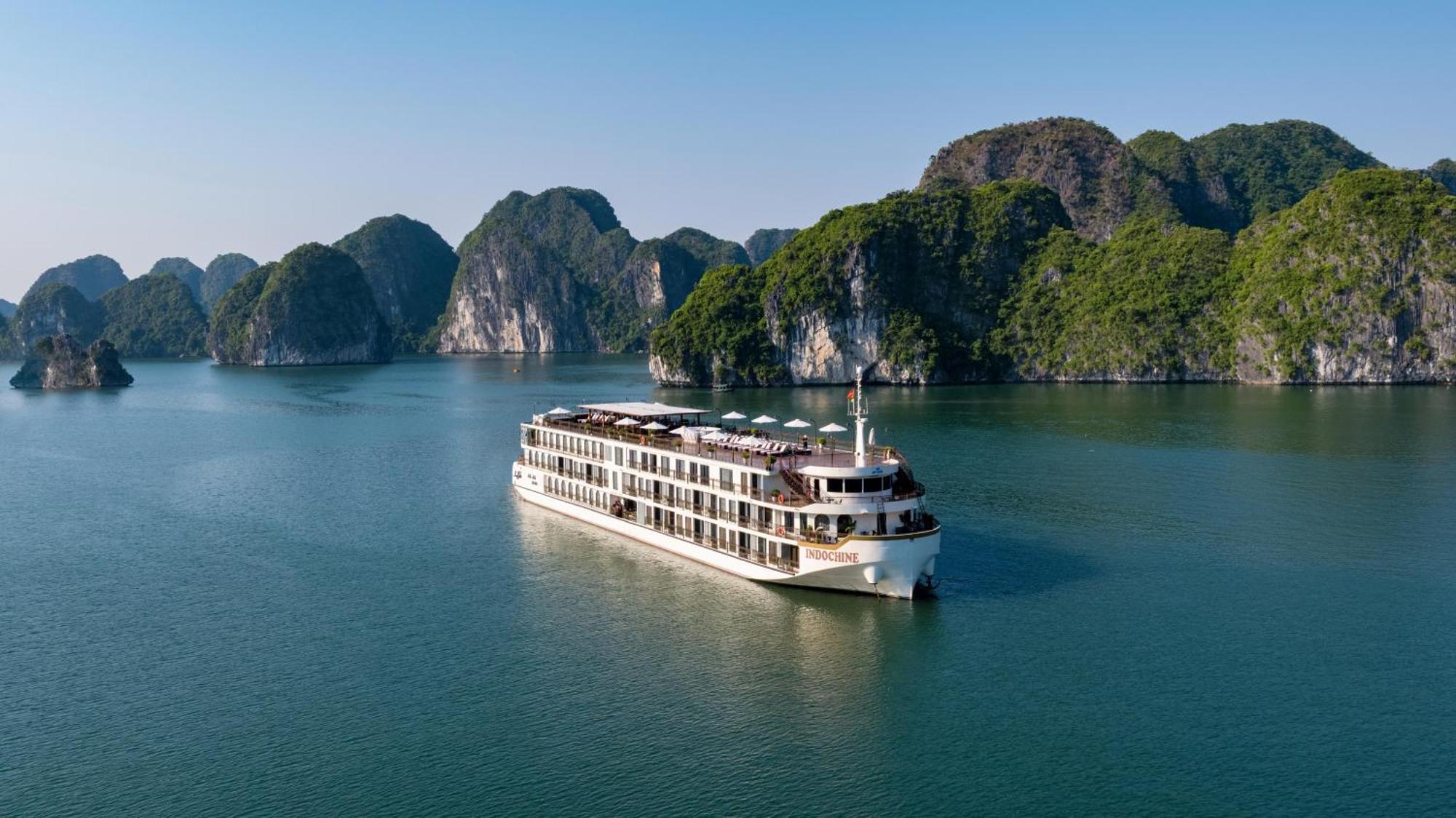 Hotel Indochine Cruise Hạ Long Exterior foto